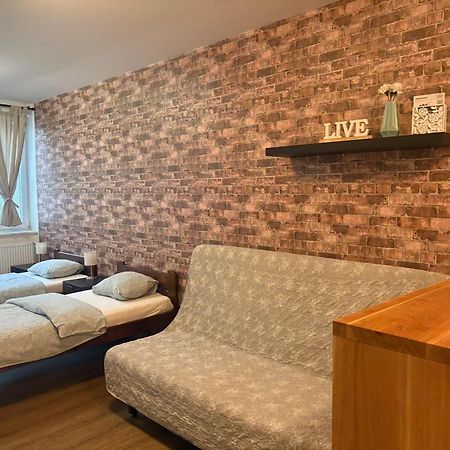 Zizkov Cosy Studio Apartments Prag Exteriör bild