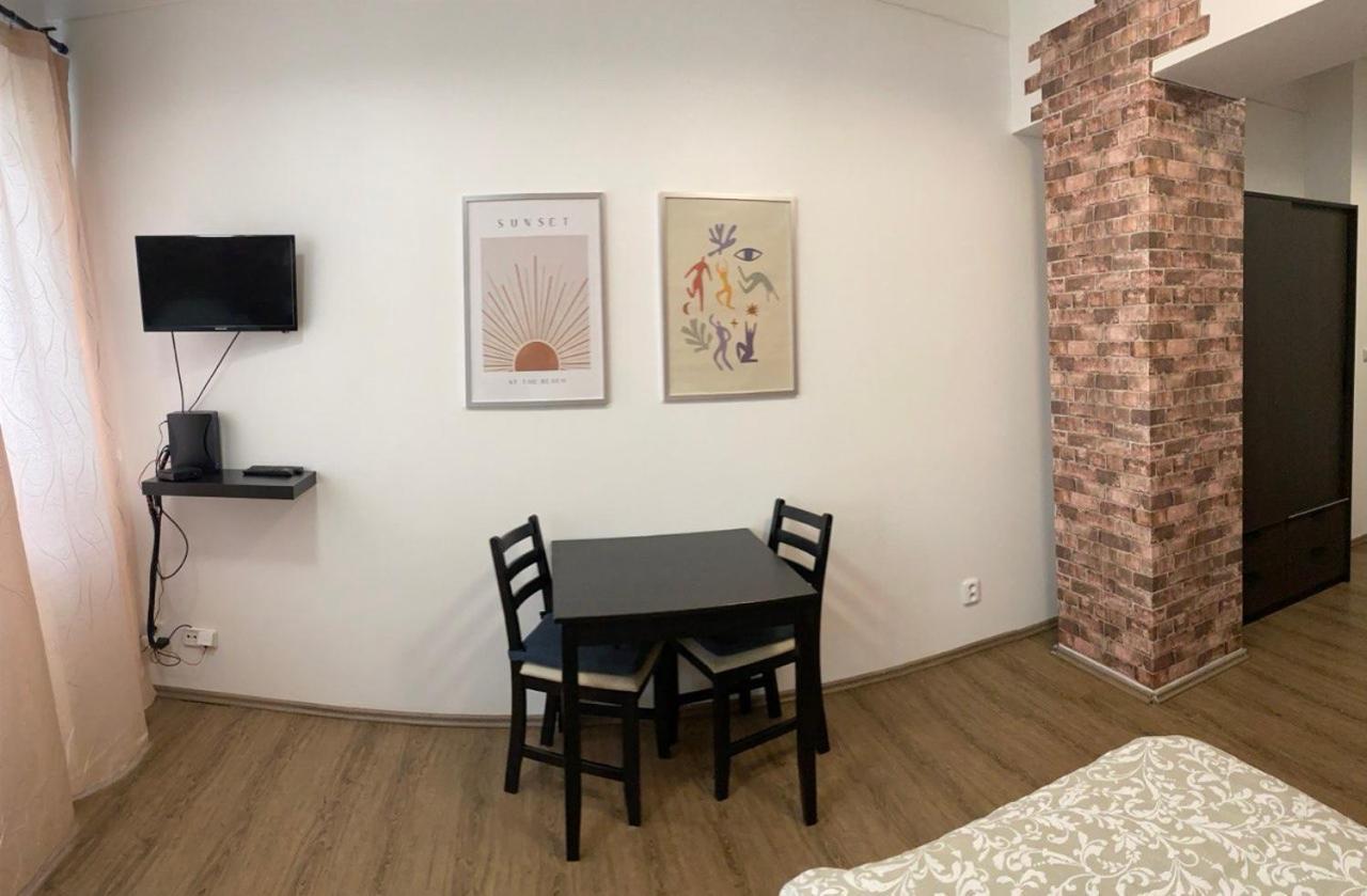Zizkov Cosy Studio Apartments Prag Exteriör bild