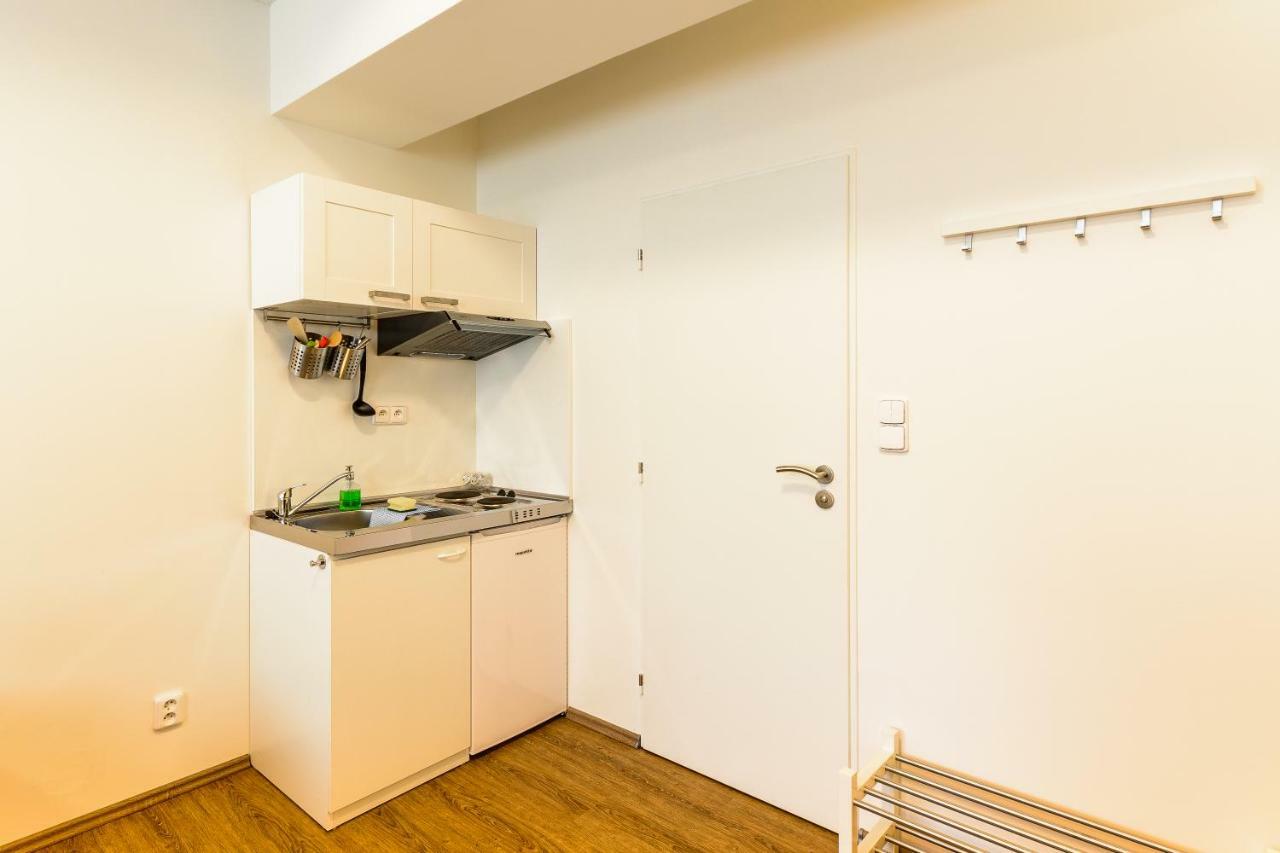 Zizkov Cosy Studio Apartments Prag Exteriör bild