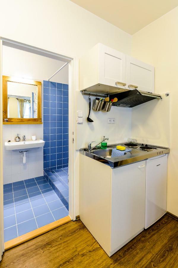 Zizkov Cosy Studio Apartments Prag Exteriör bild