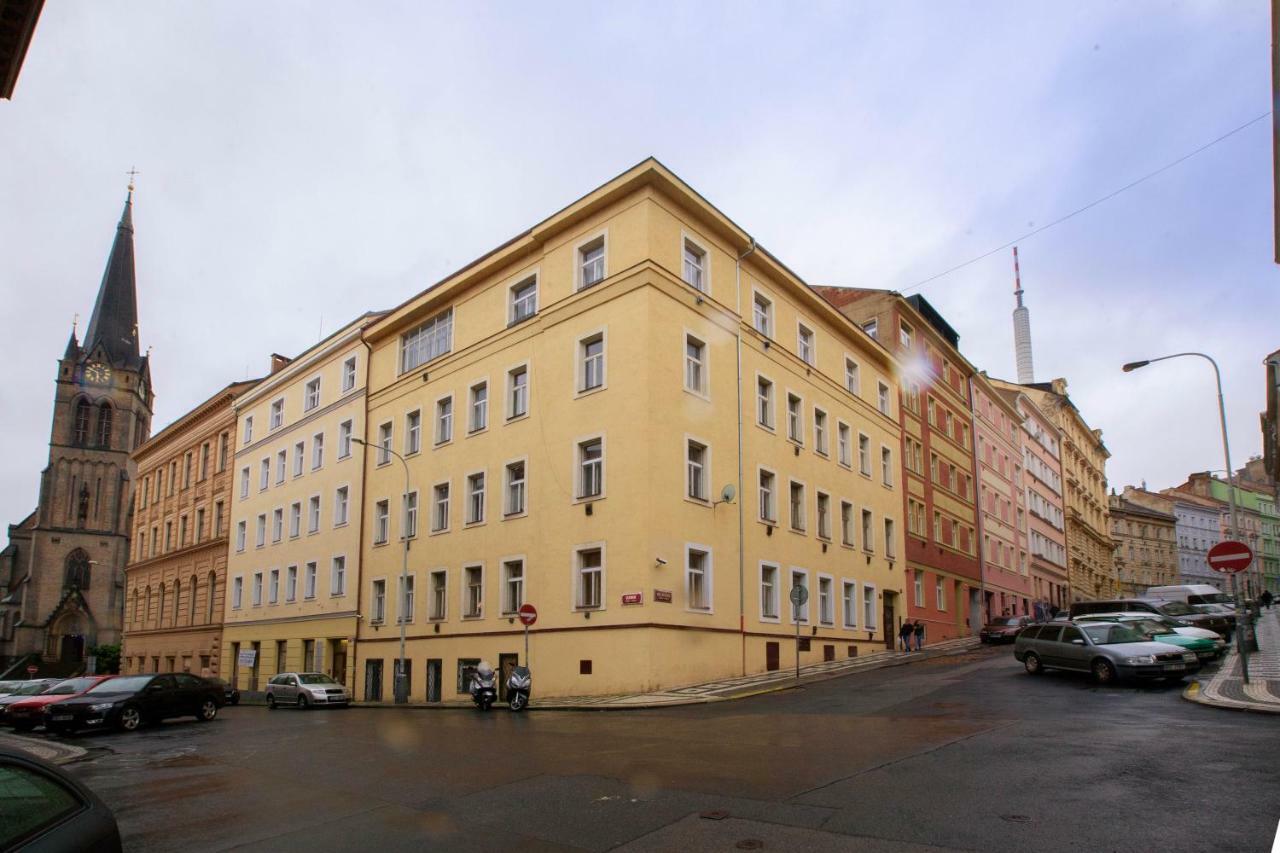 Zizkov Cosy Studio Apartments Prag Exteriör bild