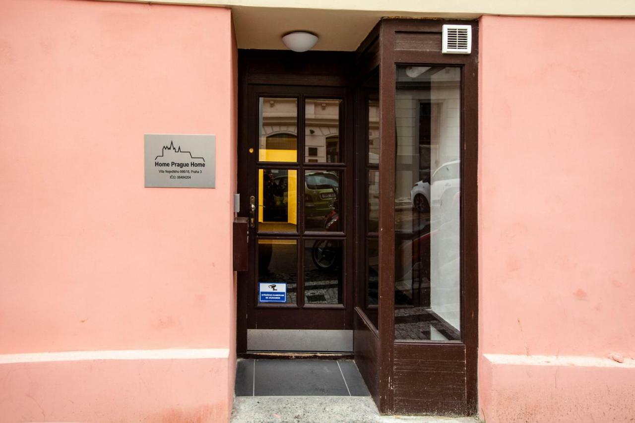 Zizkov Cosy Studio Apartments Prag Exteriör bild